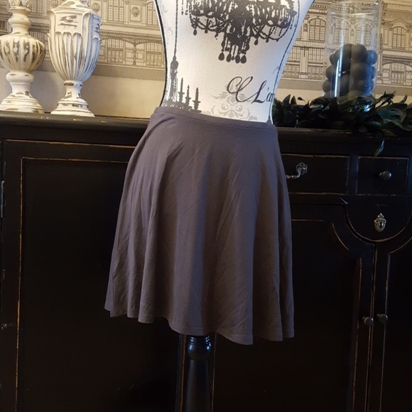 Express Dresses & Skirts - 🍃🌺 NWT EXPRESS FLOWING SKIRT